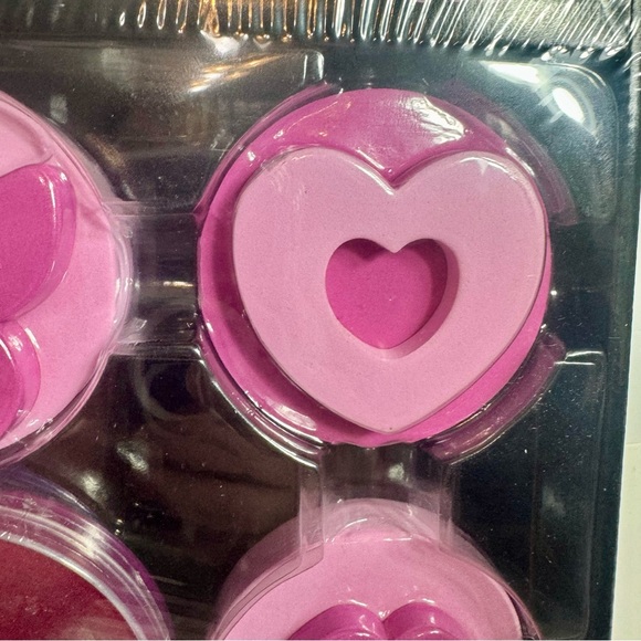 NWT. Two Melissa & Doug Jumbo Palm Stamper kits. collection of jumbo stamps - Picture 5 of 13